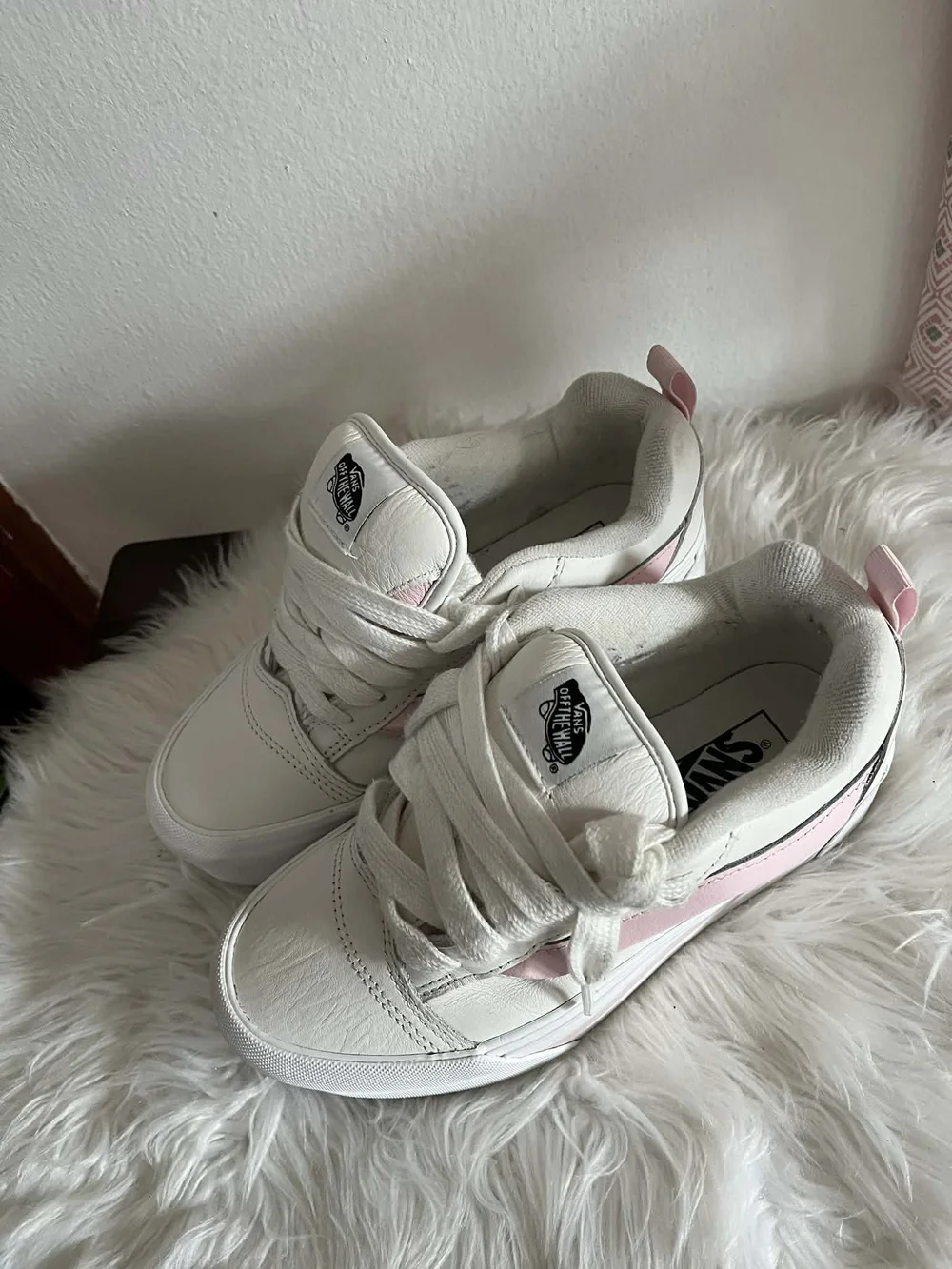 Vans Skate Shoes — White with Pink Accent - Picture 4 of 7